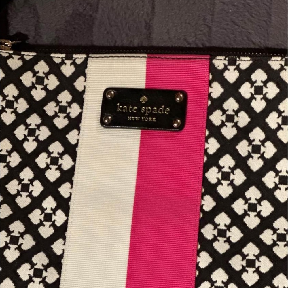 Kate Spade crossbody bag♠️